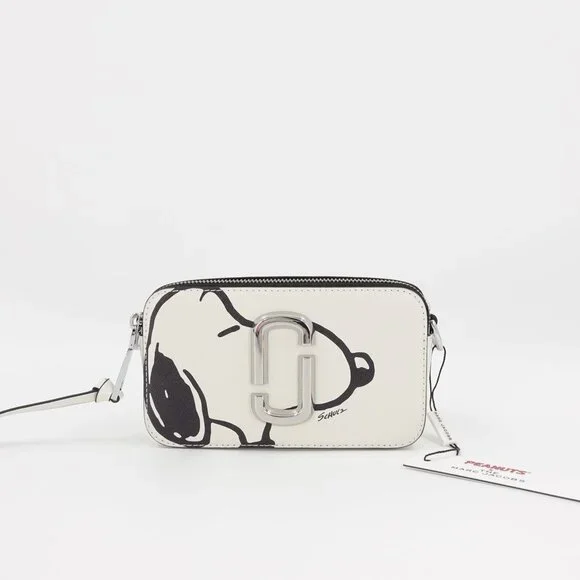 Marc Jacobs x Peanuts Snoopy The Snapshot Logo Plaque Crossbody Bag White OS - Picture 7 of 14